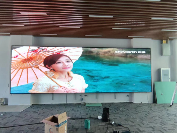 梁河P1.53led小间距屏安装案例